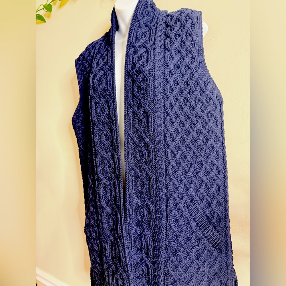 Aran Craft Merino Wool Open Front Vest with Pockets Navy Blue Cable Knit M - Picture 2 of 10